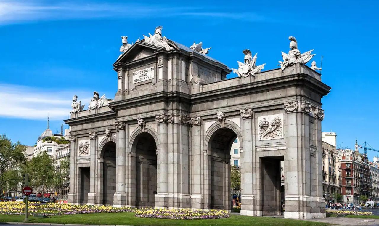Apartamento V Alcalaretiro Ideal Parejas 马德里 外观 照片